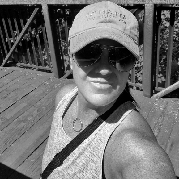 Meet your Posher, Michelle - Picture 7 of 16